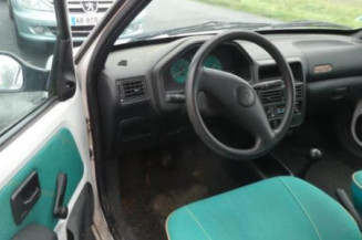 Pare choc avant PEUGEOT 106