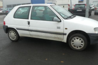Pare choc avant PEUGEOT 106