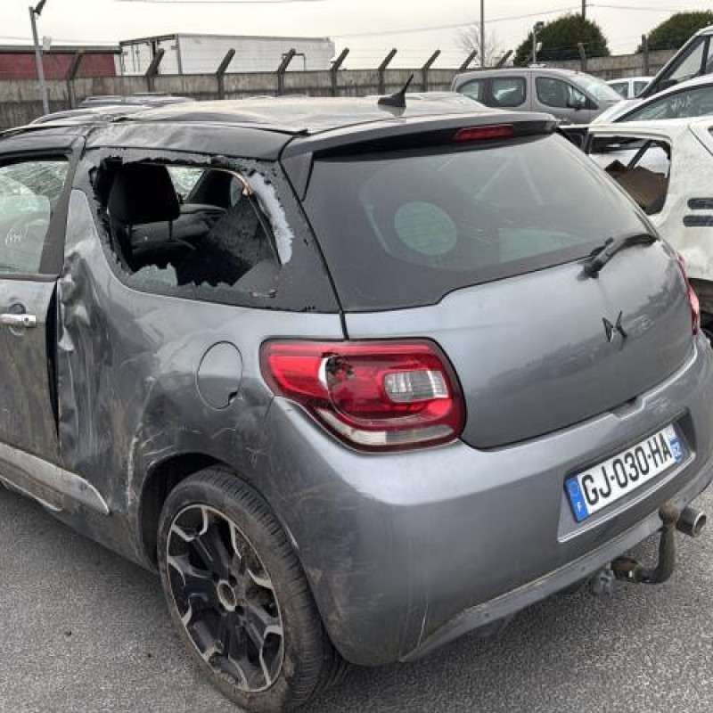 Moteur essuie glace arriere CITROEN DS3 Photo n°8