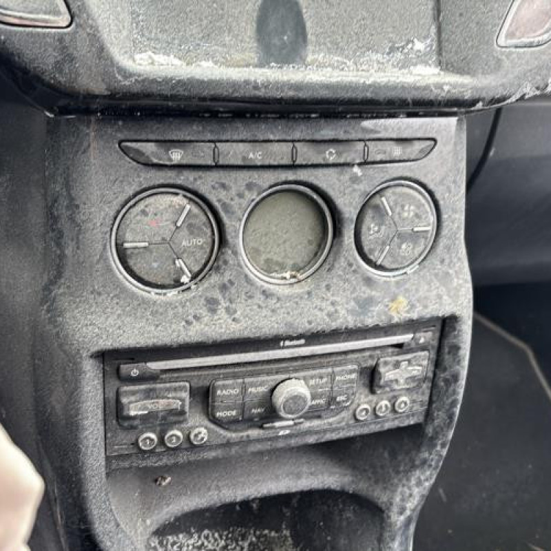 Moteur essuie glace arriere CITROEN DS3 Photo n°13