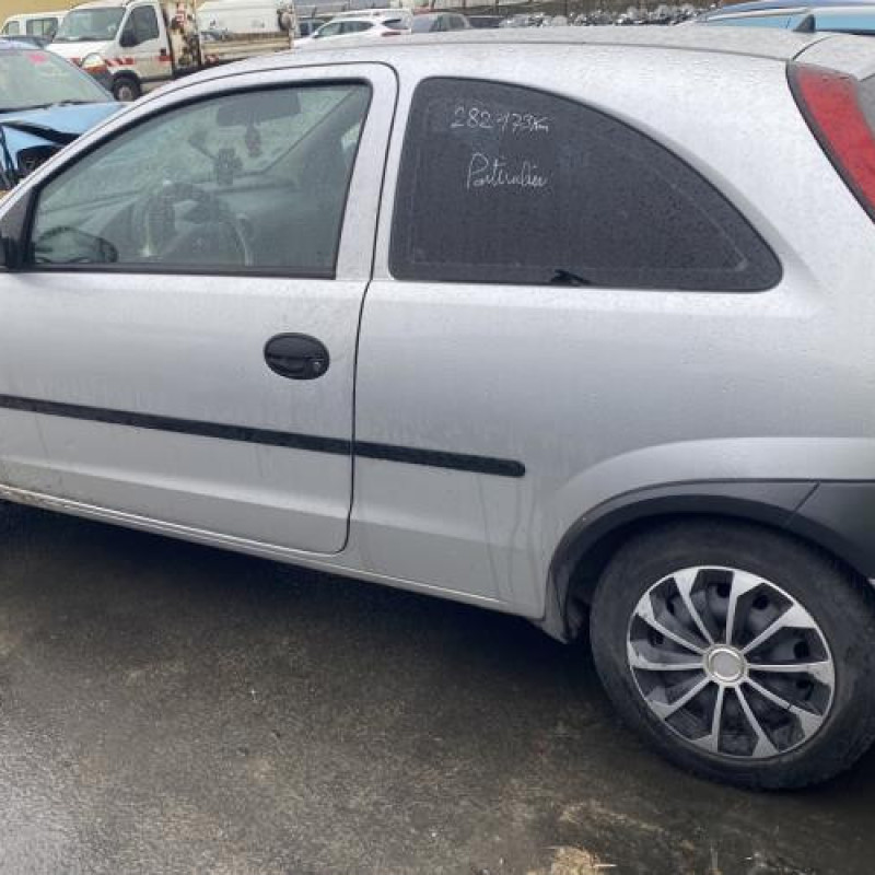 Calculateur moteur OPEL CORSA C Photo n°10