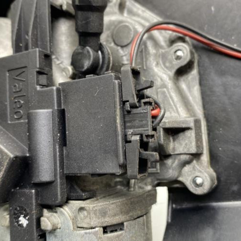 Moteur essuie glace arriere MERCEDES CLASSE A 169 Photo n°4