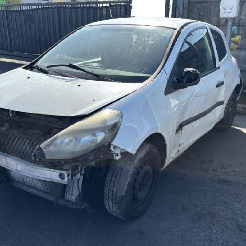 Moteur RENAULT CLIO 3 Photo n°5