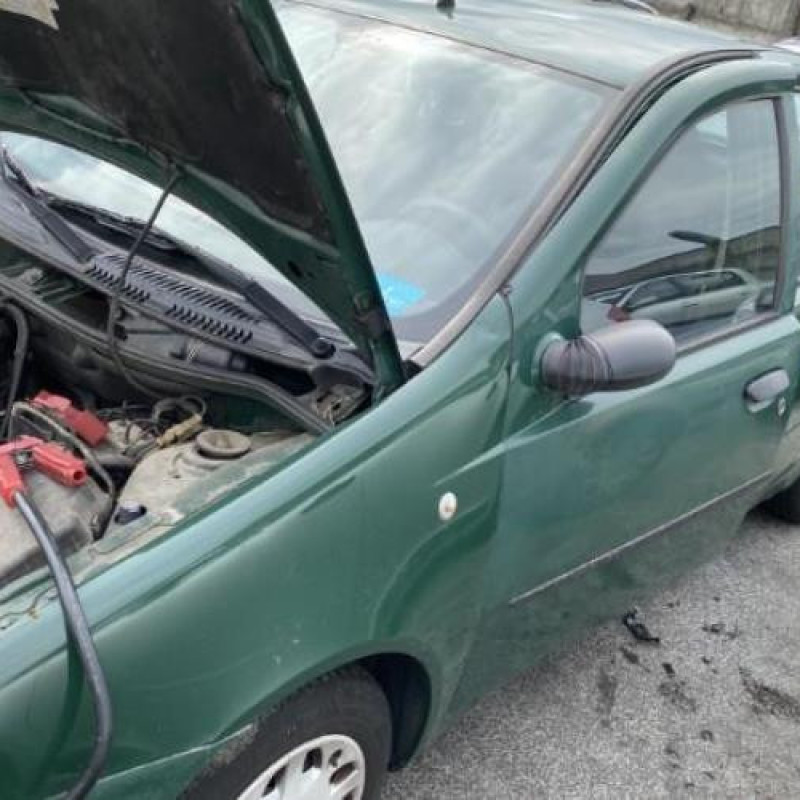 Moteur essuie glace avant FIAT PUNTO 2 Photo n°11