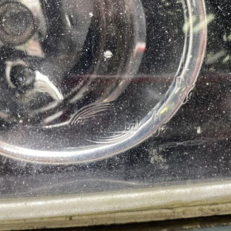 Optique avant principal droit (feux)(phare) VOLVO V 40 1