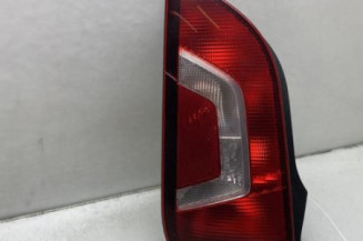 Feu arriere principal gauche (feux) VOLKSWAGEN UP Photo n°1