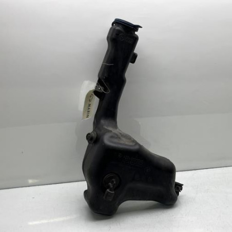 Vase de lave glace MERCEDES CLASSE C 204 Photo n°1