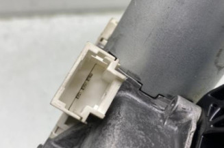 Moteur essuie glace arriere RENAULT TRAFIC 2