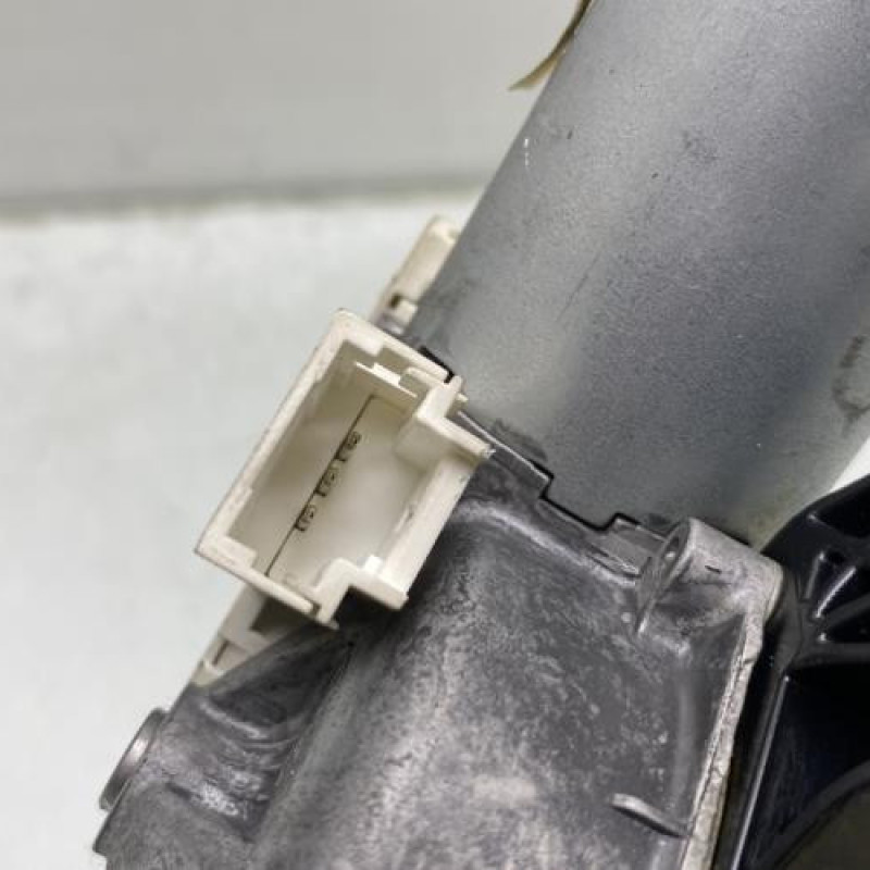 Moteur essuie glace arriere RENAULT TRAFIC 2 Photo n°3