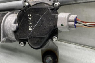 Moteur essuie glace avant MITSUBISHI SPACE STAR 3