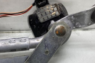 Moteur essuie glace avant MITSUBISHI SPACE STAR 3