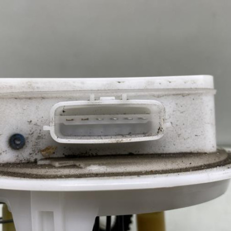 Pompe à carburant RENAULT CLIO 5