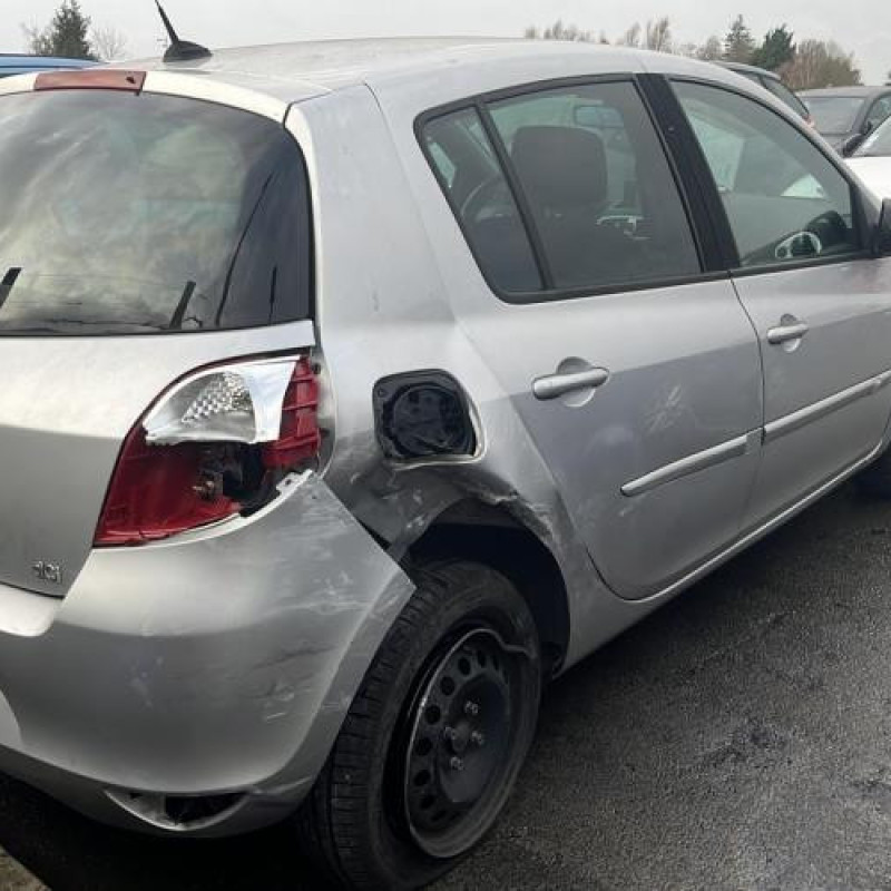 Moteur RENAULT CLIO 3 Photo n°10