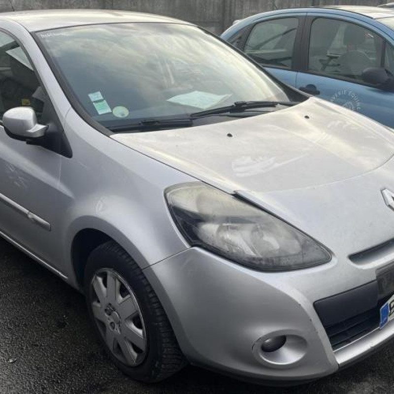 Moteur RENAULT CLIO 3 Photo n°12