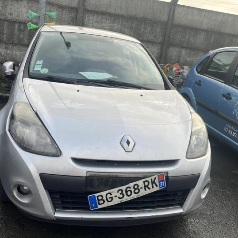 Moteur RENAULT CLIO 3 Photo n°20