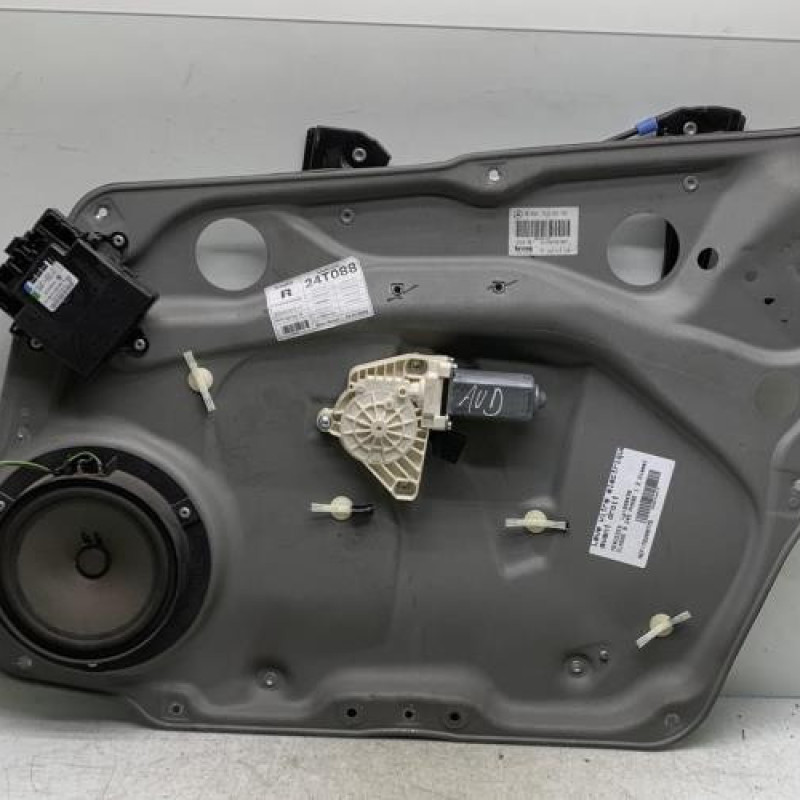 Leve vitre electrique avant droit MERCEDES CLASSE B 245 Photo n°6