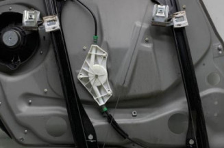 Leve vitre electrique avant droit MERCEDES CLASSE B 245