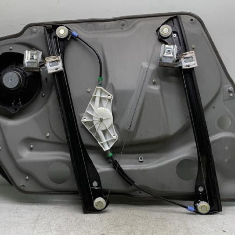 Leve vitre electrique avant droit MERCEDES CLASSE B 245 Photo n°7