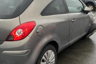 Feu arriere principal gauche (feux) OPEL CORSA D