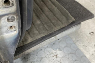 Porte avant droit VOLKSWAGEN GOLF 5