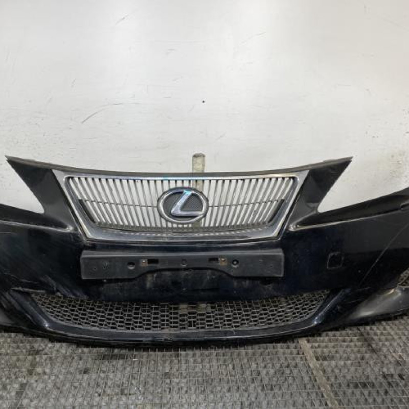 Pare choc avant LEXUS IS 2 Photo n°1