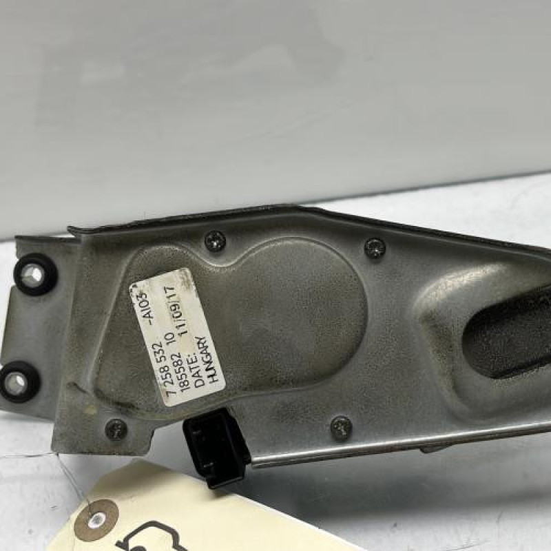 Moteur essuie glace arriere BMW SERIE 1 F21 Photo n°3