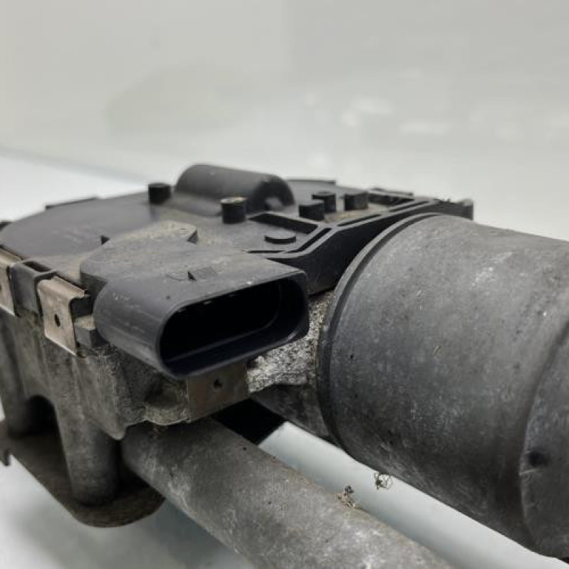 Moteur essuie glace avant VOLKSWAGEN GOLF 5 Photo n°5