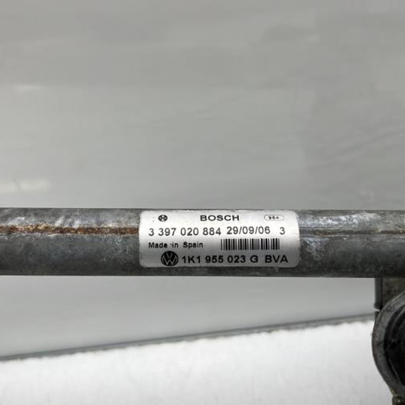 Moteur essuie glace avant VOLKSWAGEN GOLF 5 Photo n°8
