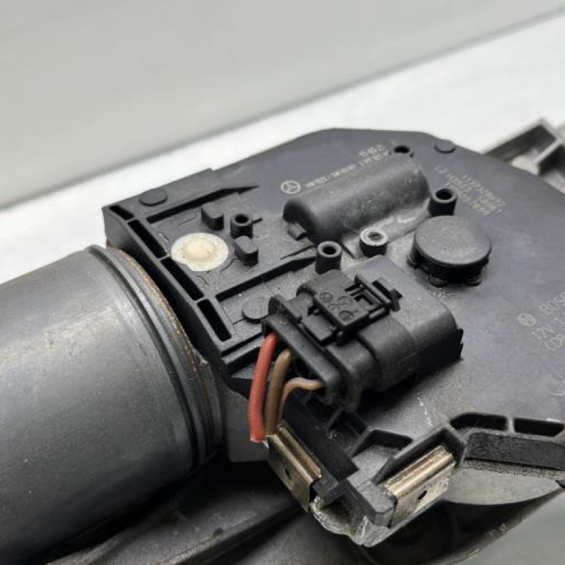 Moteur essuie glace avant MERCEDES CLASSE C 204 Photo n°6