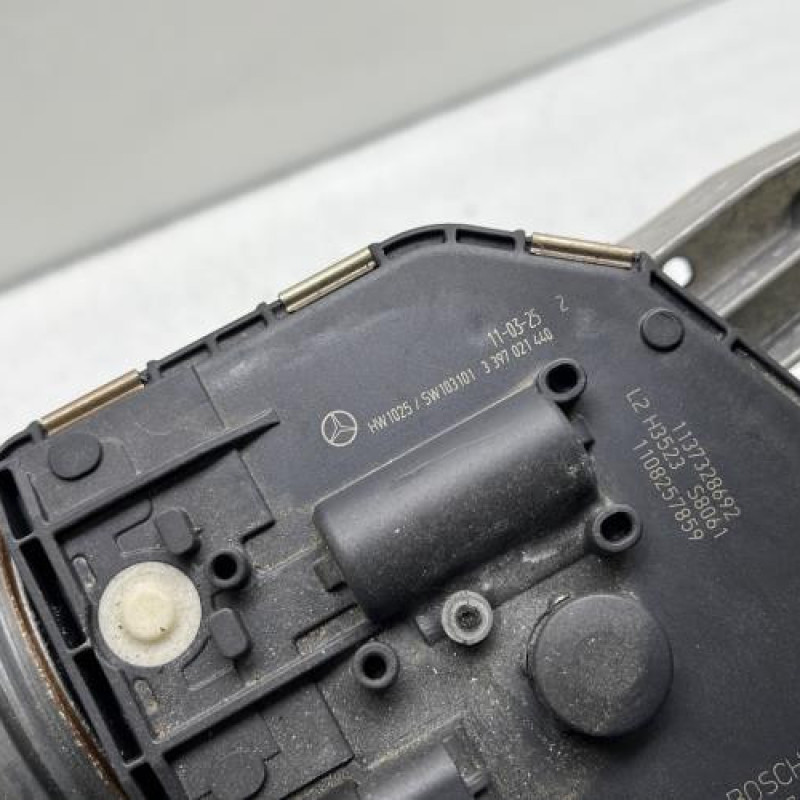 Moteur essuie glace avant MERCEDES CLASSE C 204 Photo n°9