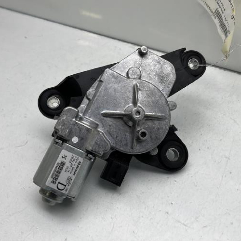 Moteur essuie glace arriere OPEL CORSA F Photo n°4