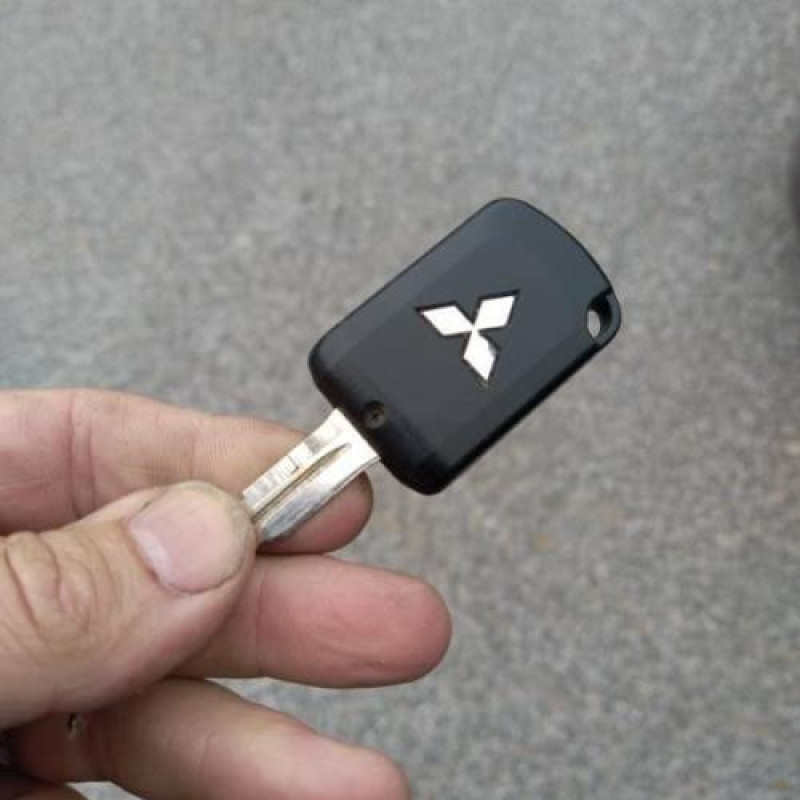 Pare boue arriere droit MITSUBISHI SPACE STAR 3 Photo n°3