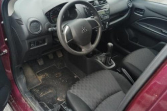Pare boue arriere droit MITSUBISHI SPACE STAR 3