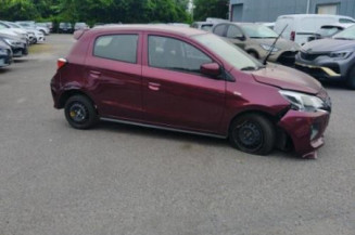 Pare boue arriere droit MITSUBISHI SPACE STAR 3