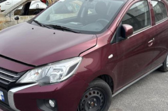 Pare boue arriere droit MITSUBISHI SPACE STAR 3