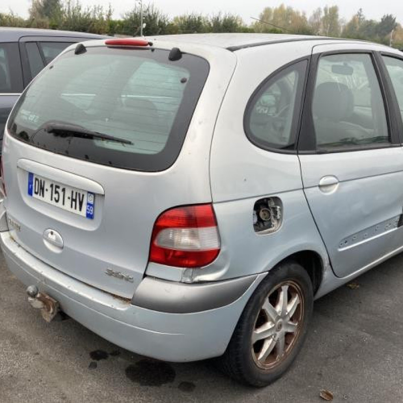 Feu arriere principal droit (feux) RENAULT SCENIC 1 Photo n°8