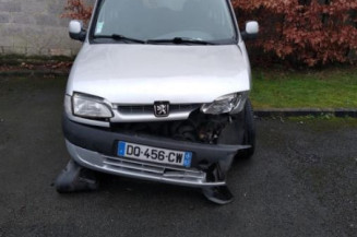 Feu arriere principal gauche (feux) PEUGEOT PARTNER 1