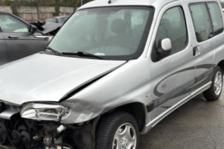 Feu arriere principal gauche (feux) PEUGEOT PARTNER 1
