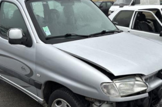 Feu arriere principal gauche (feux) PEUGEOT PARTNER 1