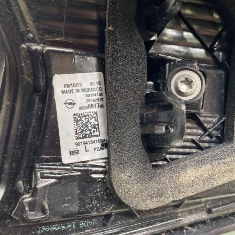 Feu arriere secondaire gauche (feux) OPEL CORSA F Photo n°4