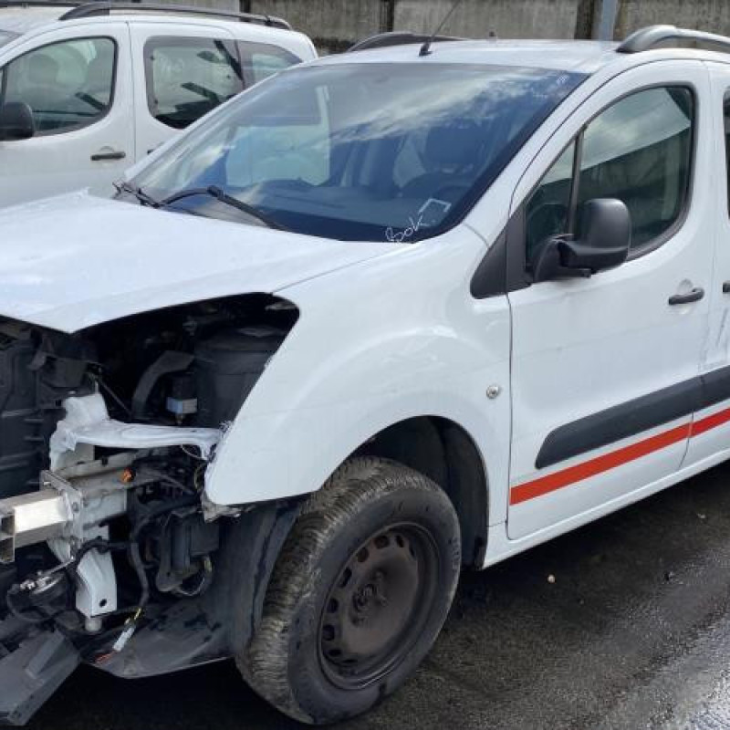Feu arriere principal droit (feux) PEUGEOT PARTNER 2 Photo n°7