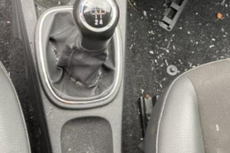 Boite de vitesses OPEL CORSA D