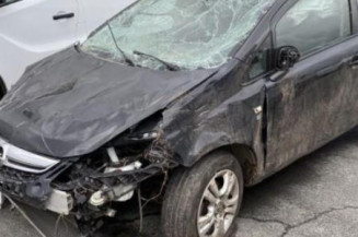 Boite de vitesses OPEL CORSA D