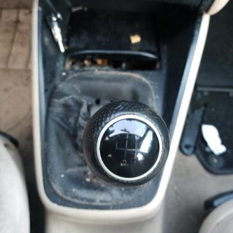 Boite de vitesses VOLKSWAGEN GOLF 4 Photo n°10