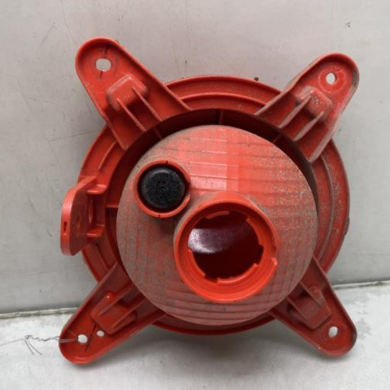 Anti brouillard arriere gauche HYUNDAI I 10 2 Photo n°2