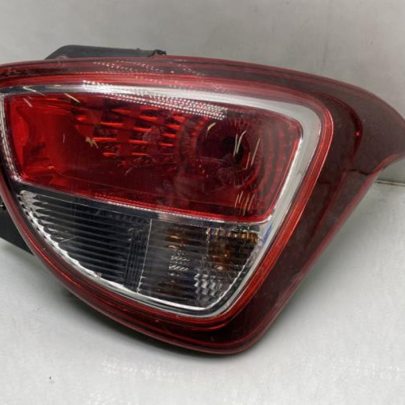 Feu arriere principal droit (feux) HYUNDAI I 10 2 Photo n°1
