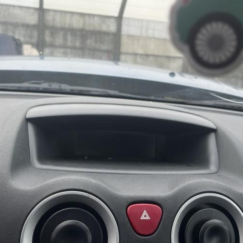 Malle/Hayon arriere CITROEN C3 PLURIEL Photo n°17