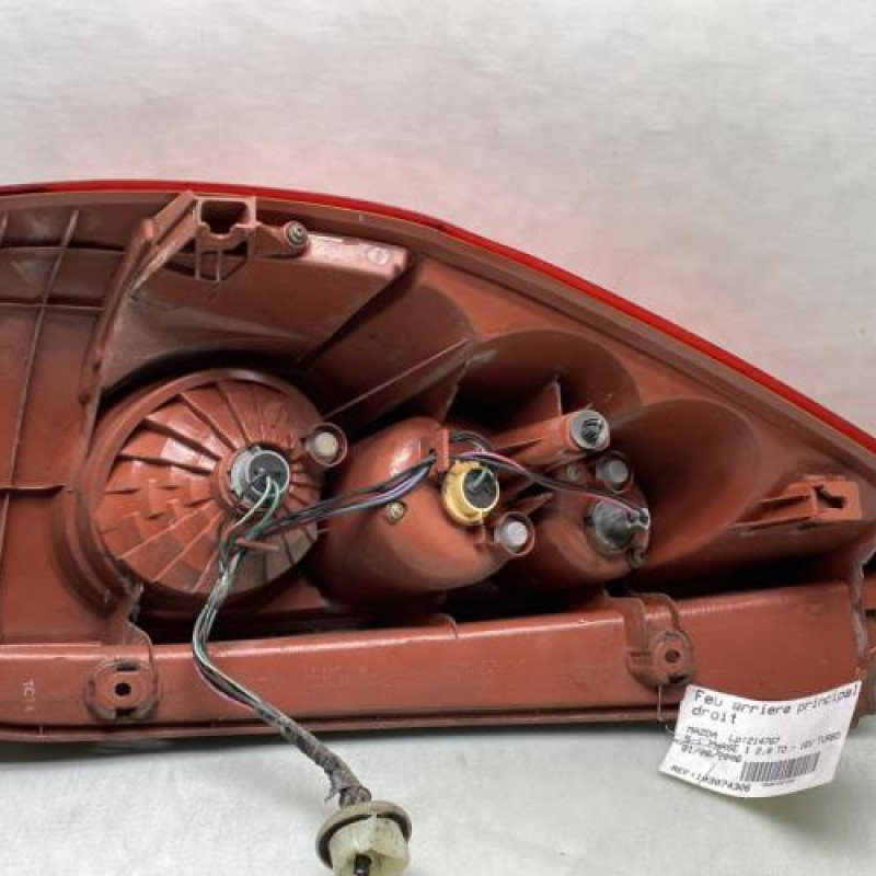 Feu arriere principal droit (feux) MAZDA 5 1 Photo n°3