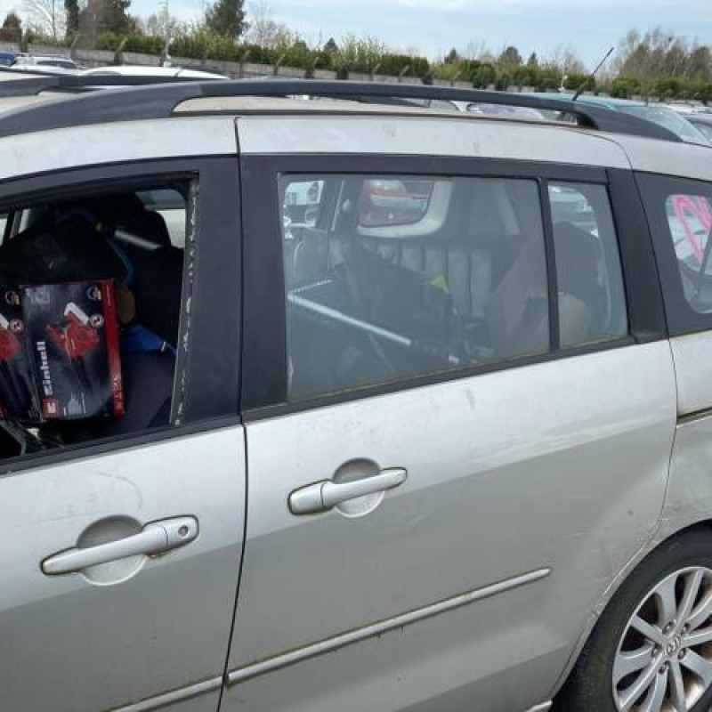 Feu arriere principal droit (feux) MAZDA 5 1 Photo n°20