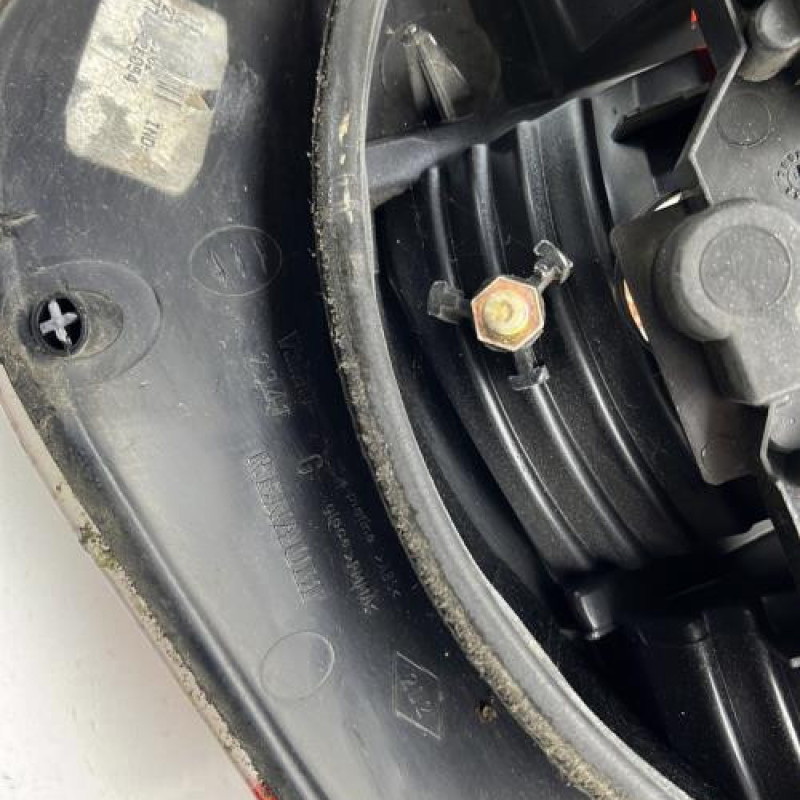 Feu arriere principal gauche (feux) RENAULT SCENIC 1 Photo n°6